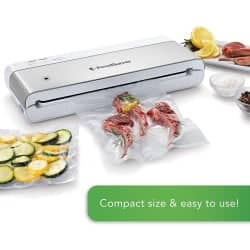 FoodSaver VS0160 Vacuum Sealer Machine (White)
