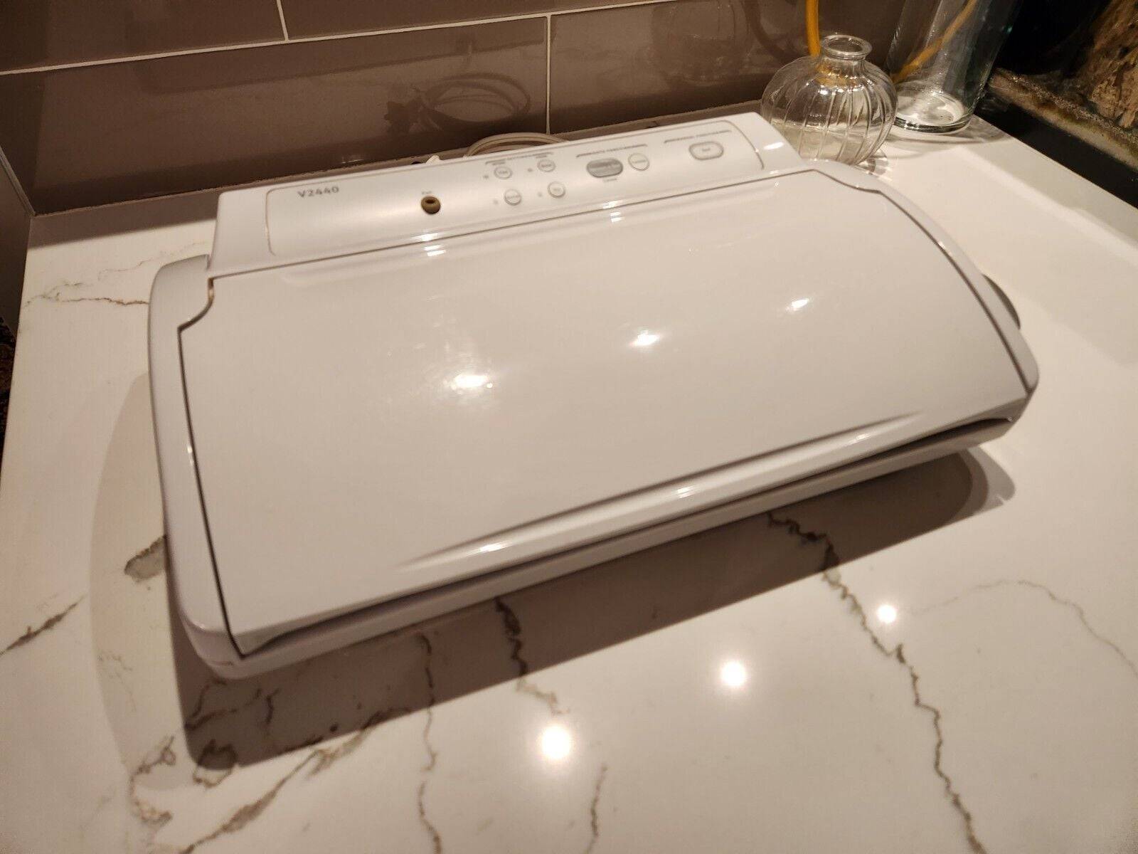 FoodSaver V2440