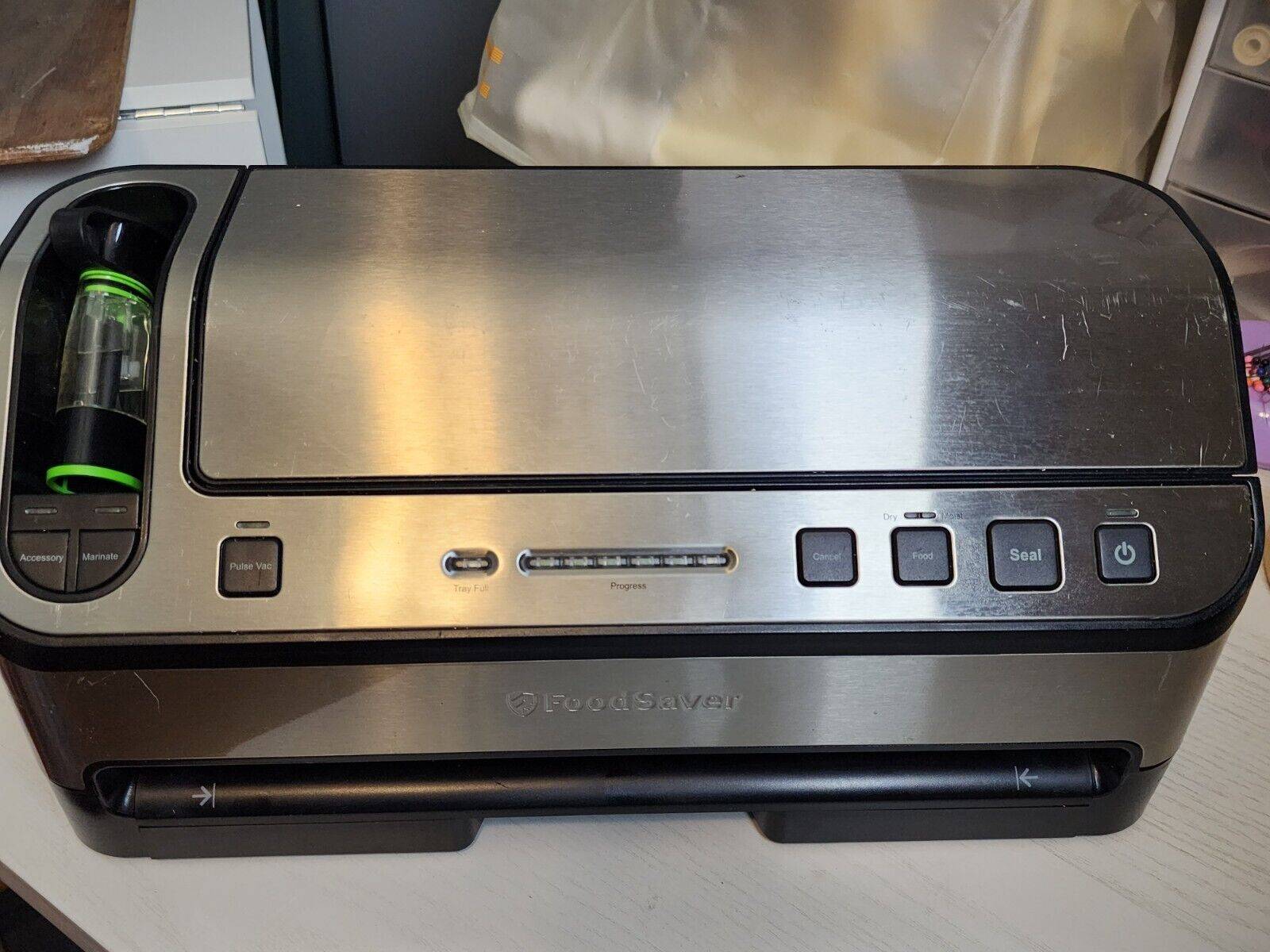 FoodSaver V4880 - OutOfAir