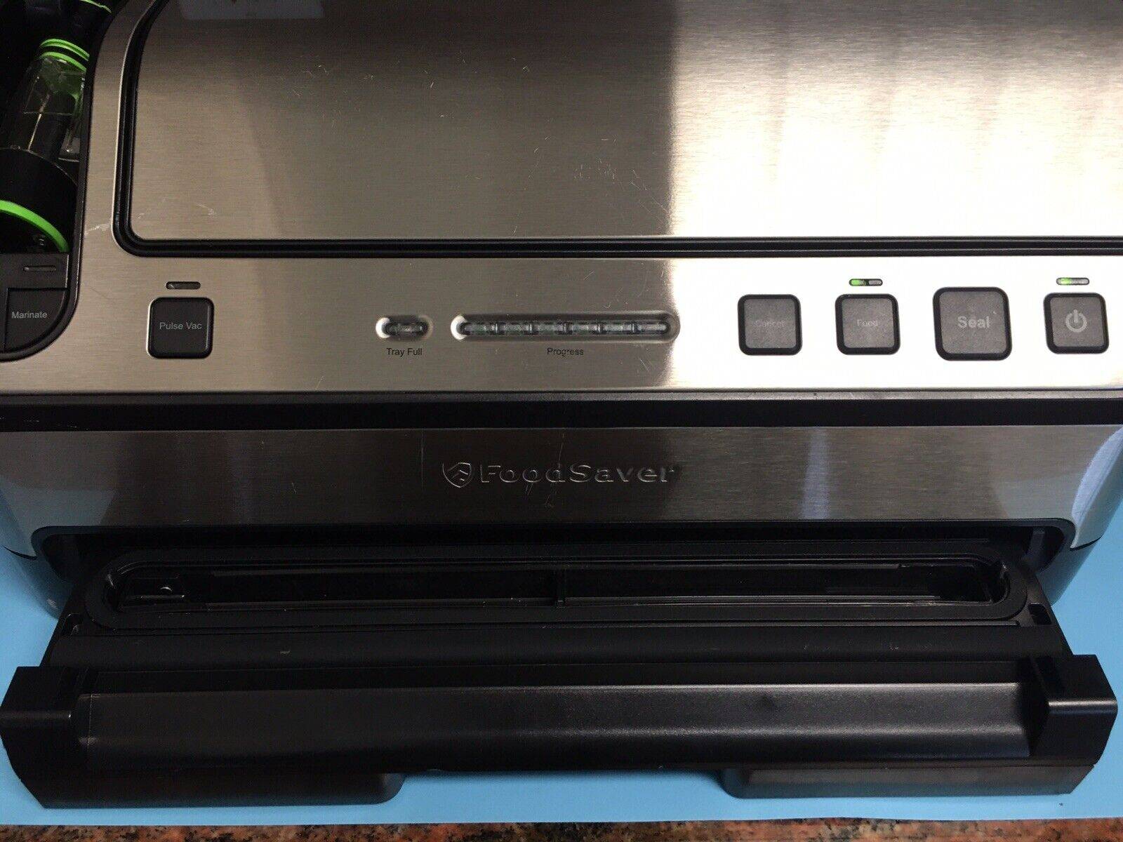 FoodSaver V4880 - OutOfAir